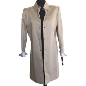 TAHARI Arthur S Levine beige and white long jacket